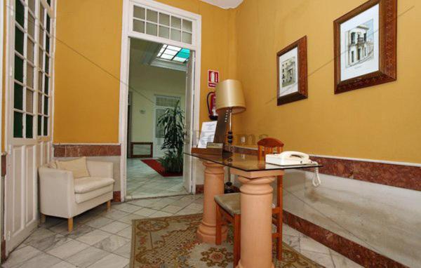 Guest house Hostal-casa Sol Y Luna Seville