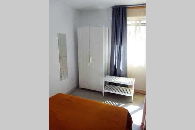 Orange Triana Centro Apartment *