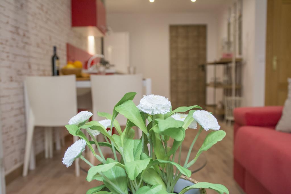 Apartment Palace *