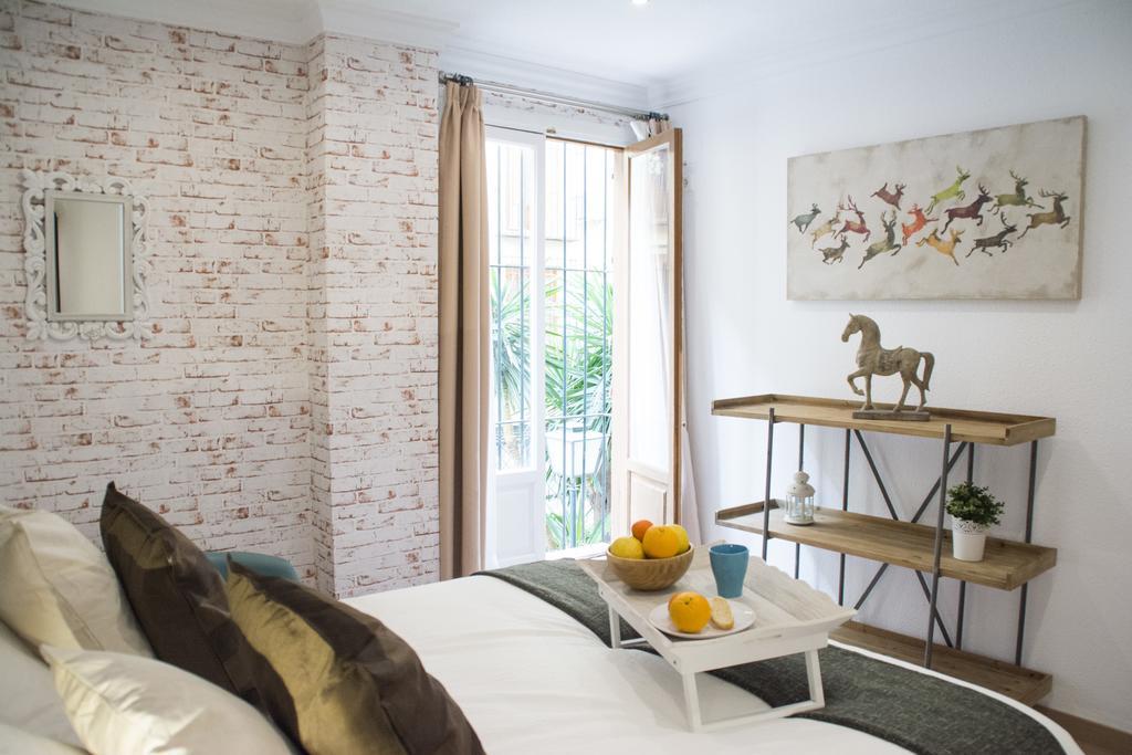 Apartment Palace *