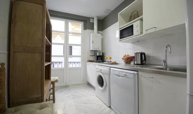 Almirante Hoyos Apartment Seville