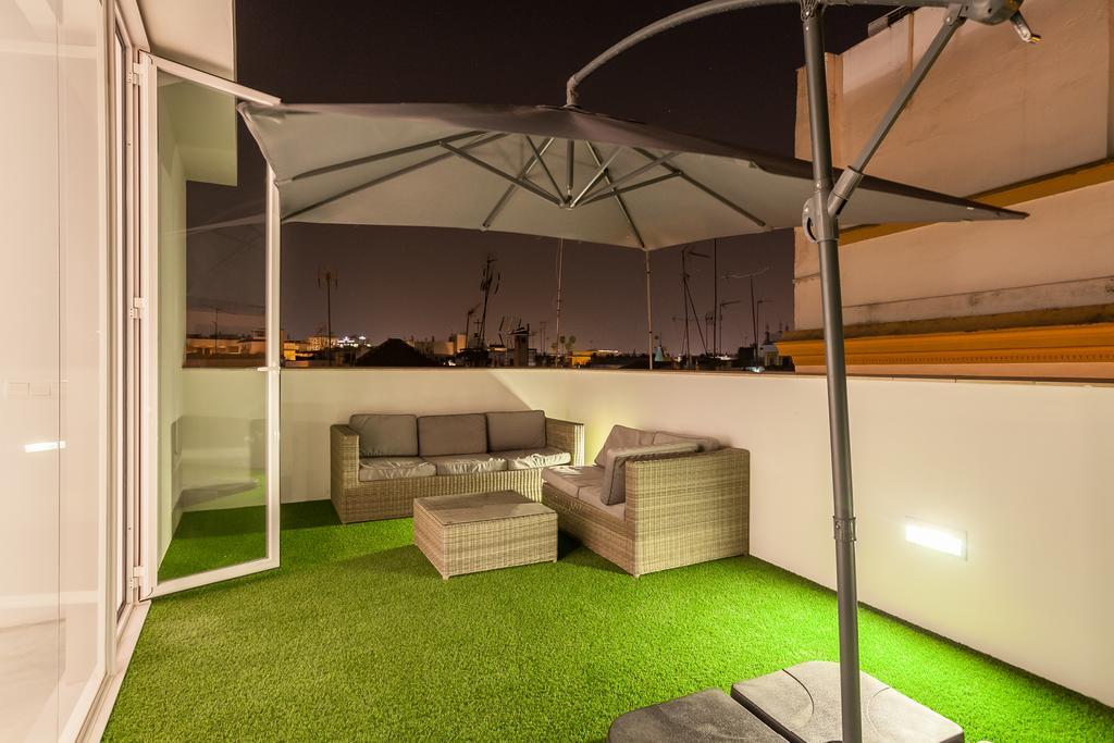 Levi Suites