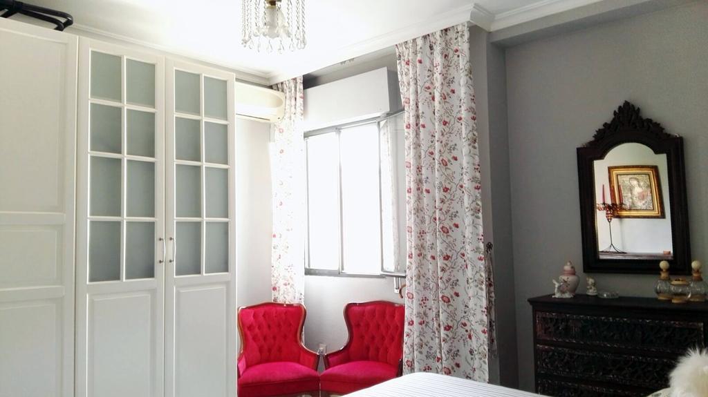 Triana & Free Parking Apartment