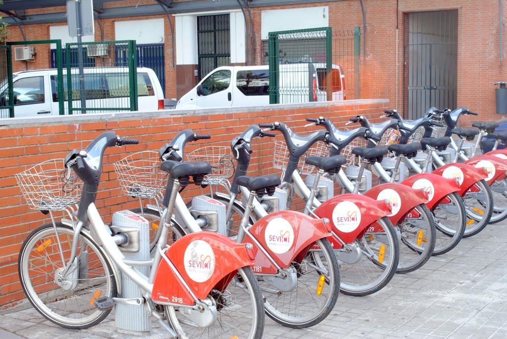 Triana & Free Parking Apartment Seville