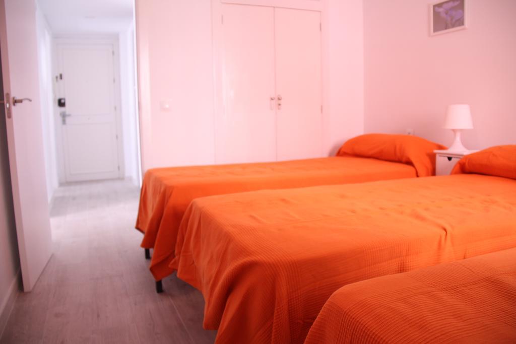 Orange Triana Centro Apartment