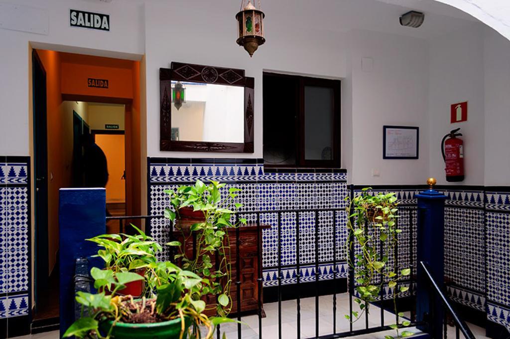 Guest house La Montorena Seville