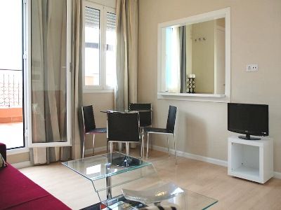 Apartment Metropolis *