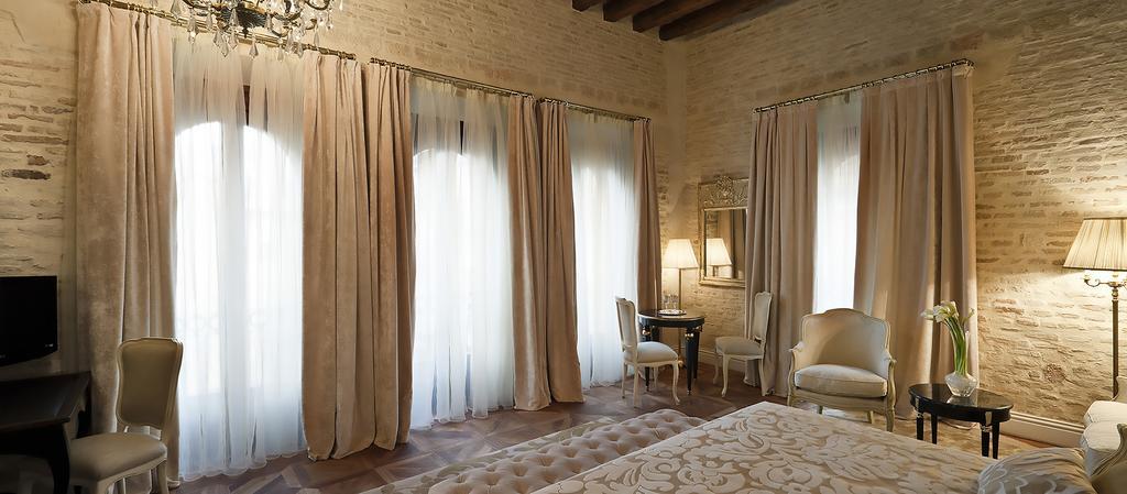 Casa 1800 Hotel 4*