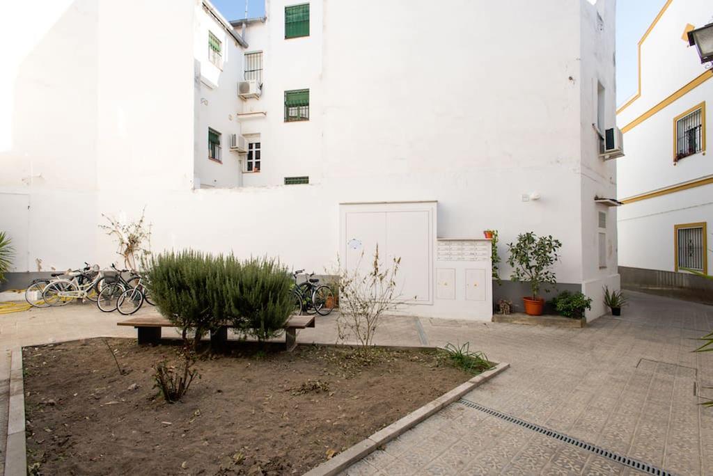 La Casa De Manolo * Seville