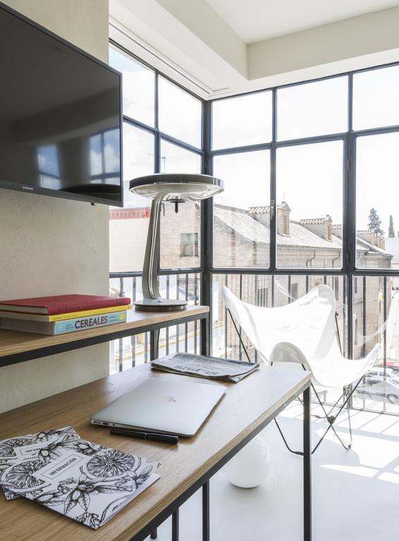 Thesuites Apartment *