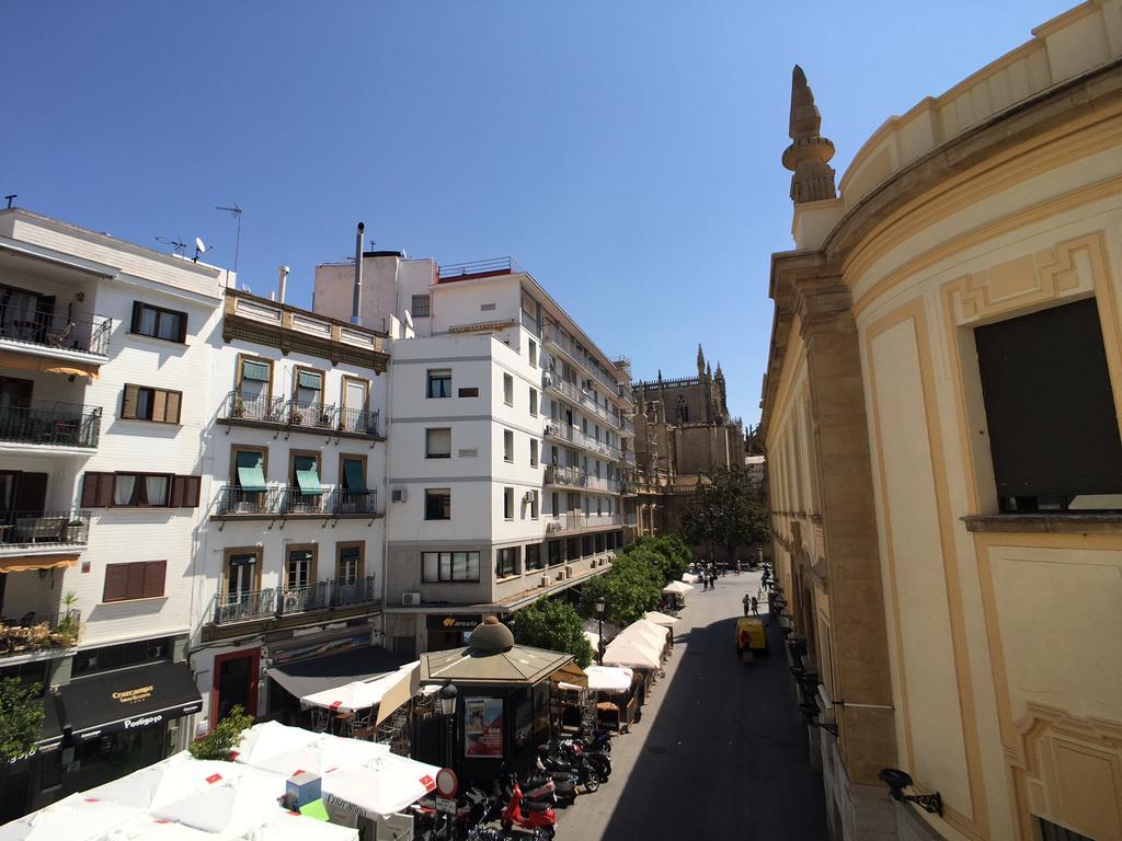Arco Del Postigo Seville
