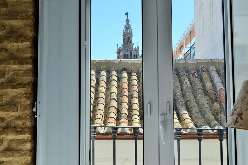 Mariano De Cavia Apartment Seville