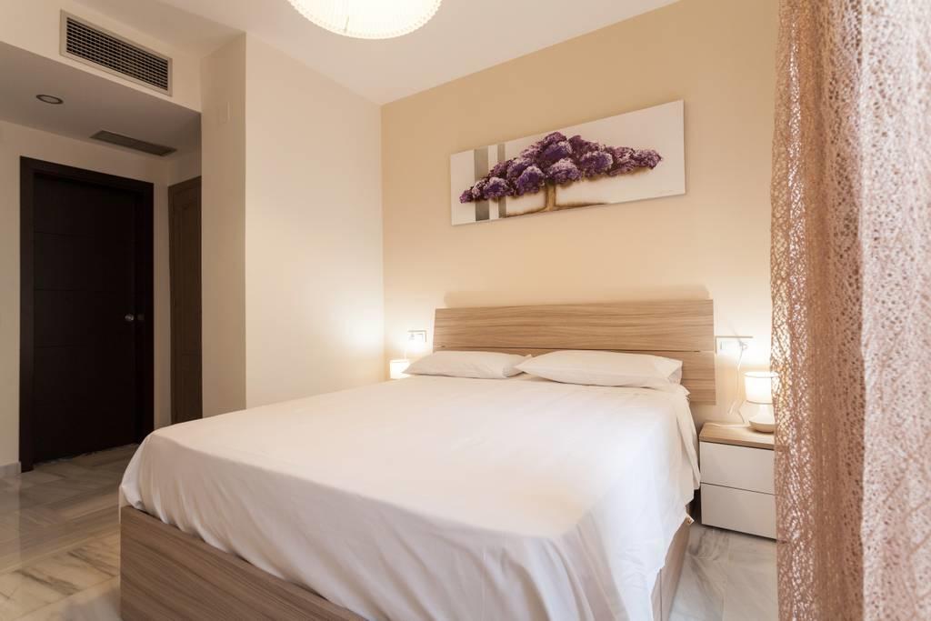 Triana Bridge Apartment *
