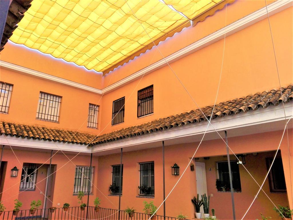 Duplex En Corral De Vecinos San Bernardo Seville