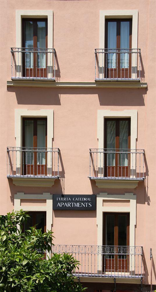 Puerta Catedral Apartment *