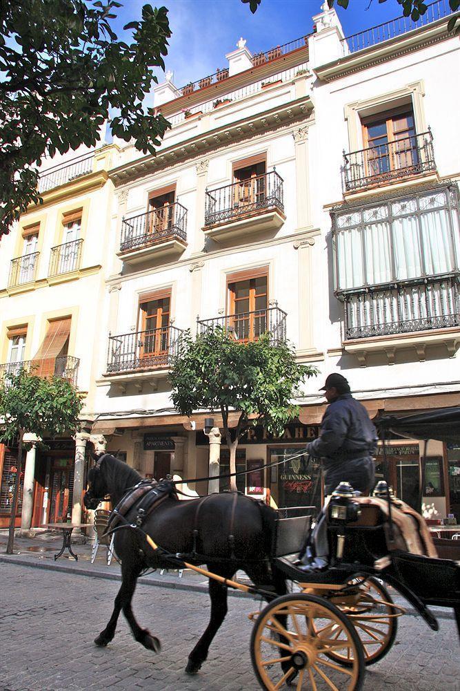 Puerta Catedral Seville