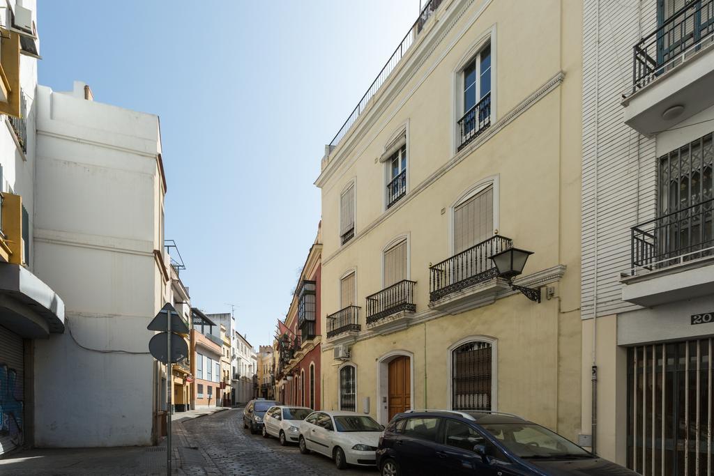 Diaber Gerona 22 * Sevilla