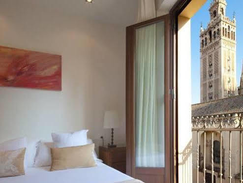 Apartment Puerta Catedral Seville