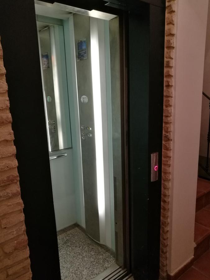 Magnifico Atico En Pleno Barrio De Triana *