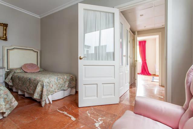 Apartment Plaza Nueva Seville