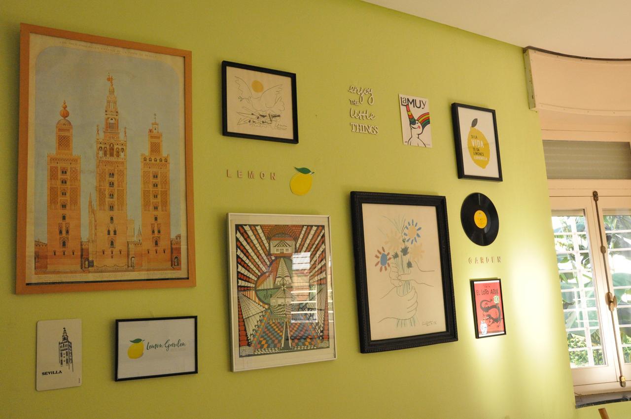 Lemon Garden Hostel *