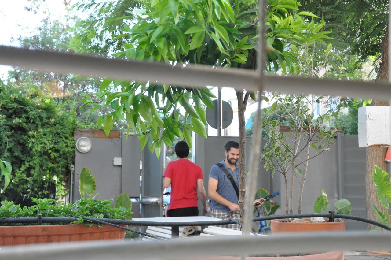 Hostel Lemon Garden Seville