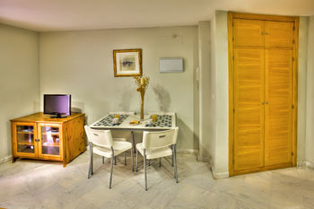 Mariano De Cavia Apartment