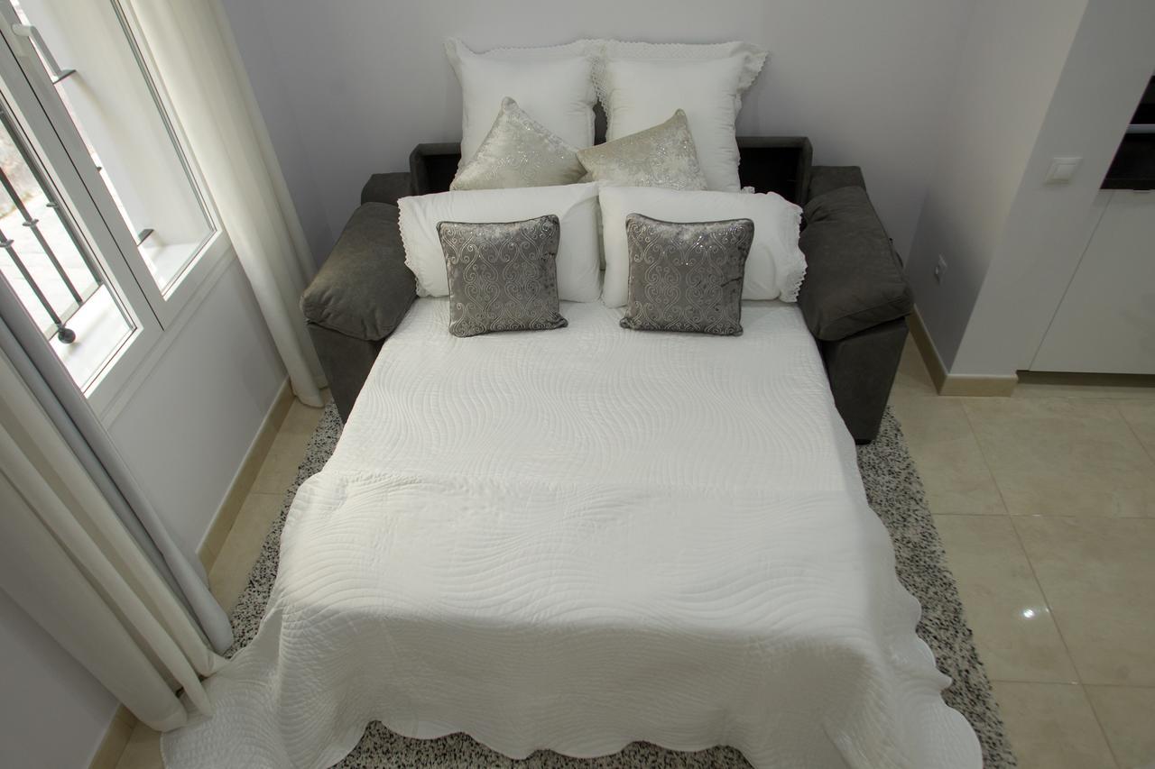 Panther Luxury Dreams * Seville