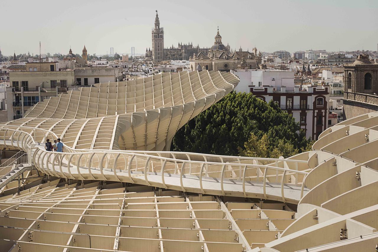 Welldone Metropol * Seville