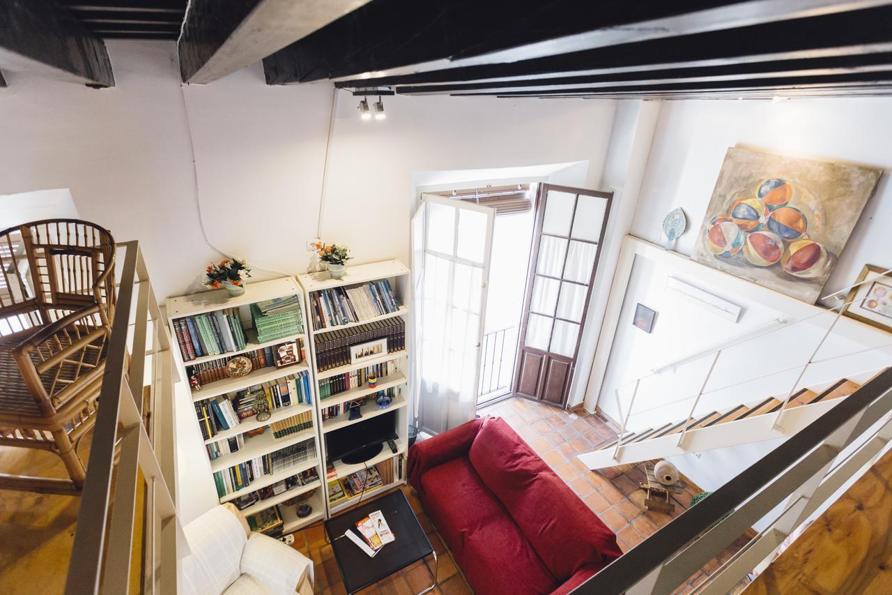 Casa De Las Golondrinas Apartment Seville