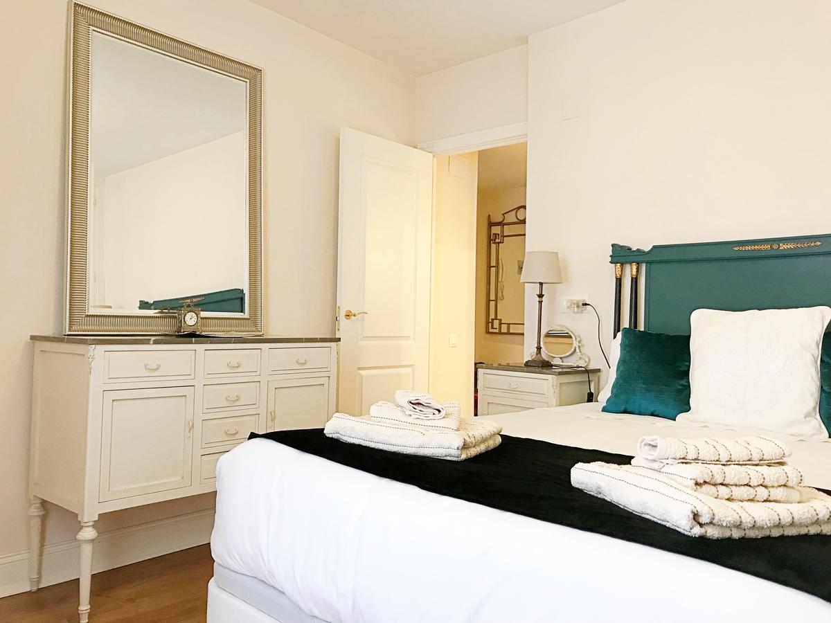 Apartment Premium Monsalves Seville