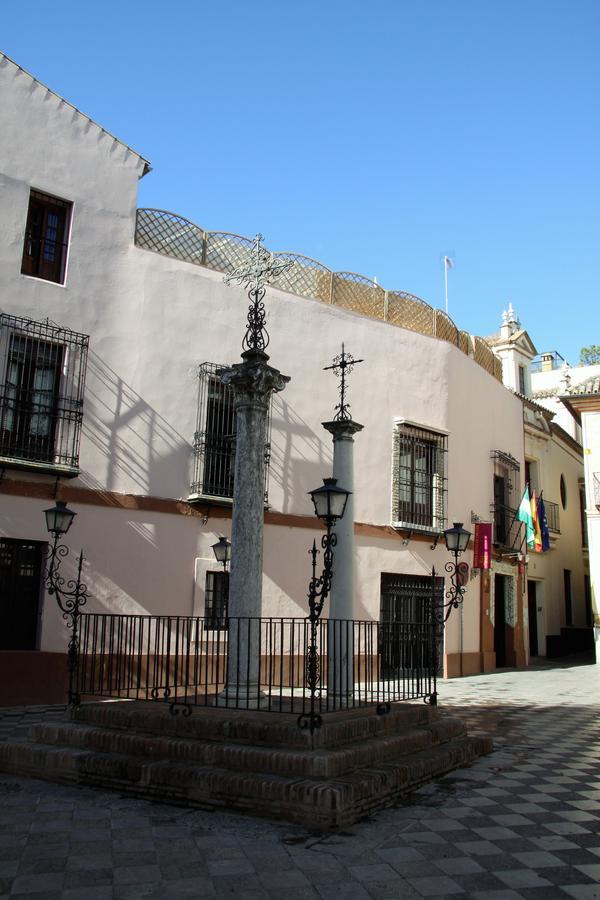 Patio De Cruces Seville