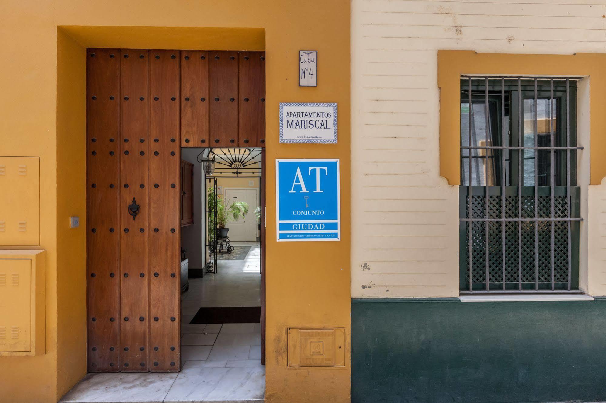 Mariscal Apartment *