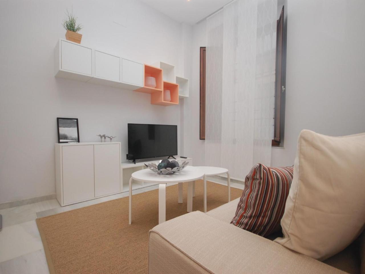 Apartamento Mendoza Apartment Seville