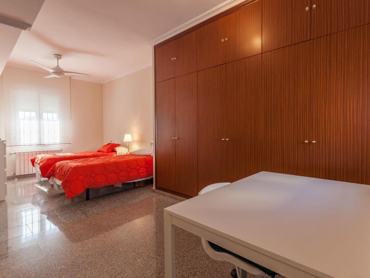 Holiday home Holiday Nervion: Ciudad Jardin Seville
