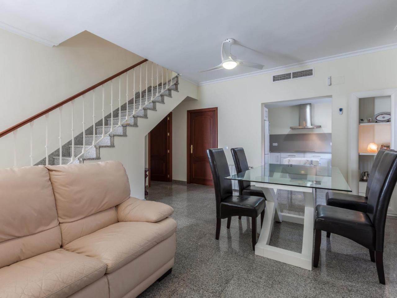 Holiday home Holiday Nervion: Ciudad Jardin Seville