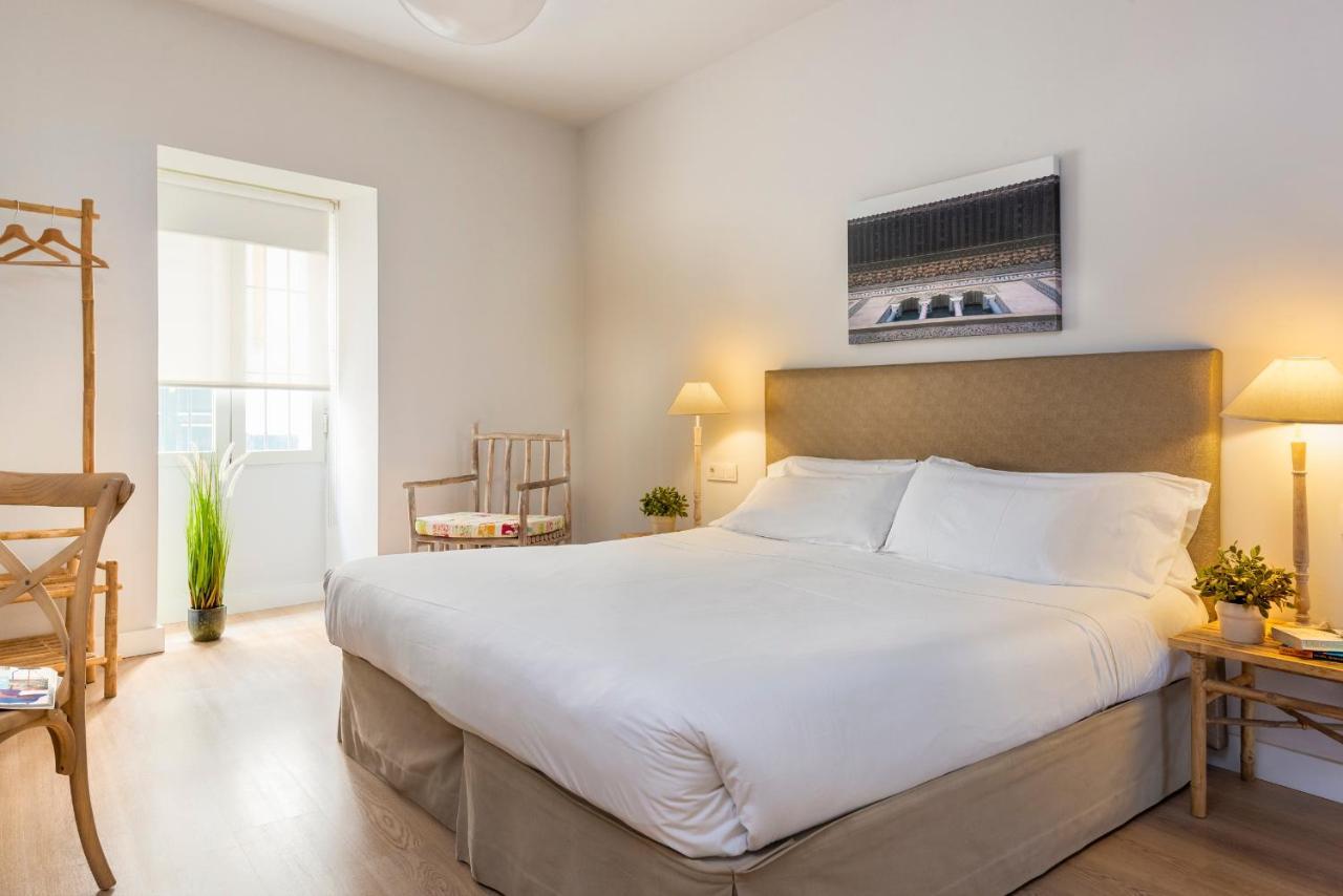 Apartment Plaza *