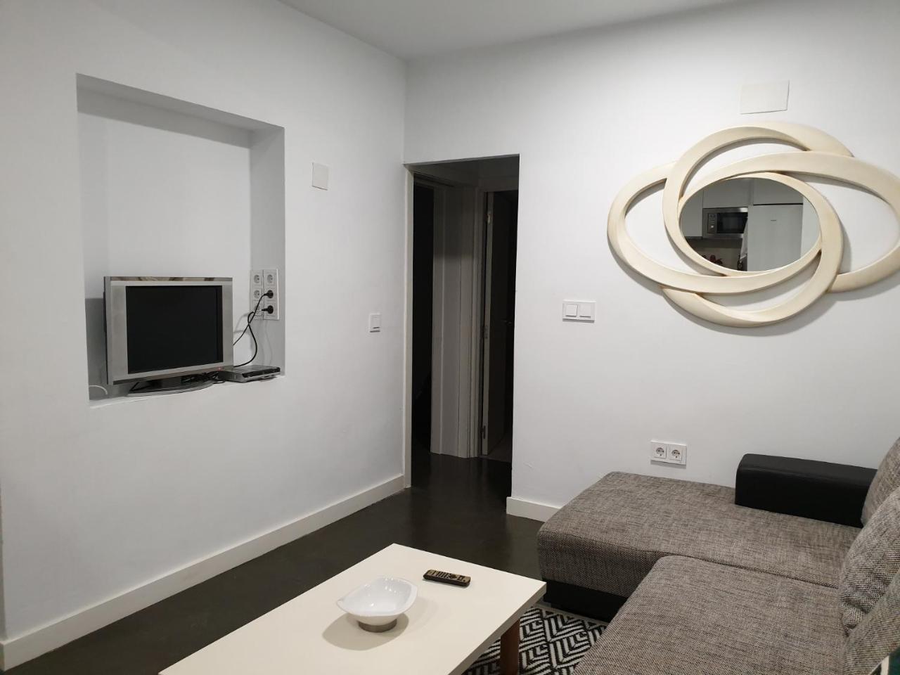 Moderno Y Luminoso Apartment