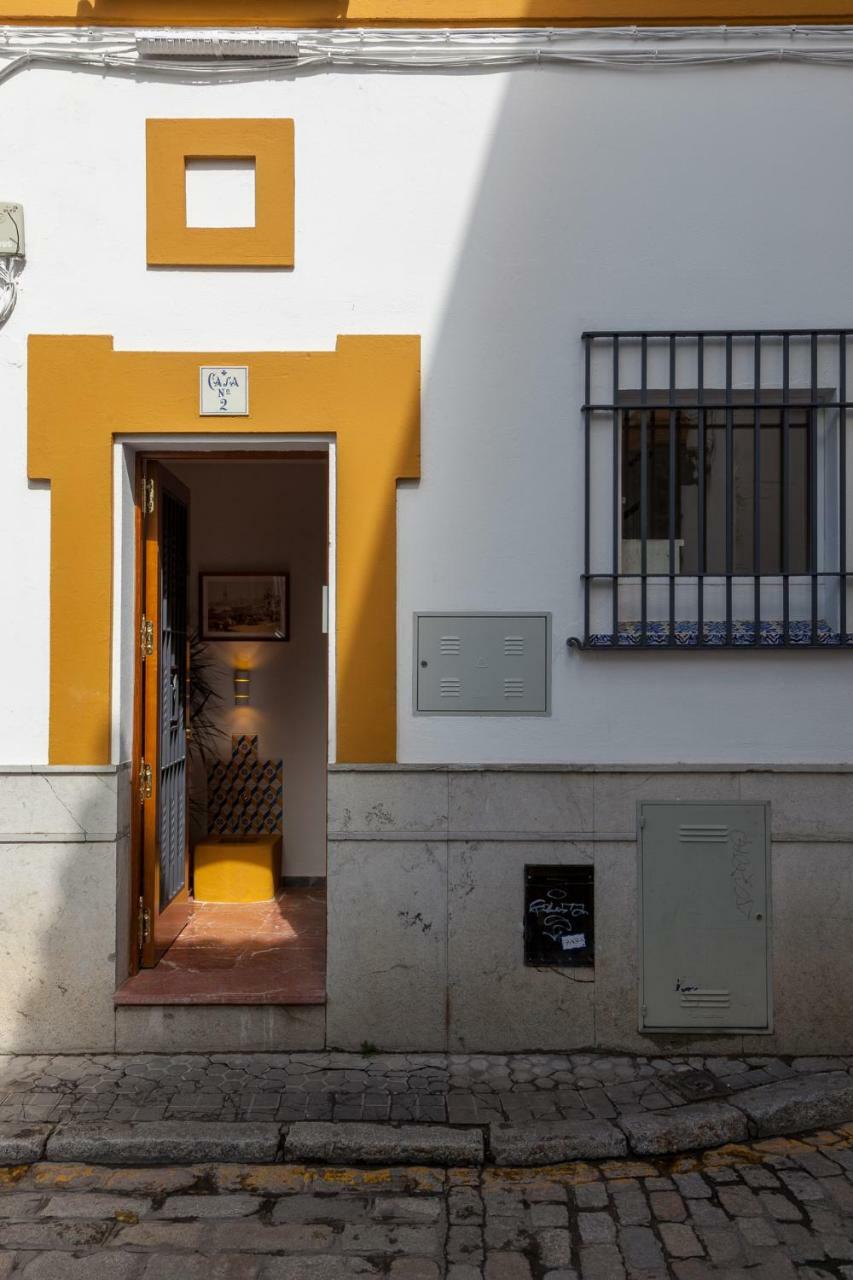 Precioso Santa Cruz. * Seville