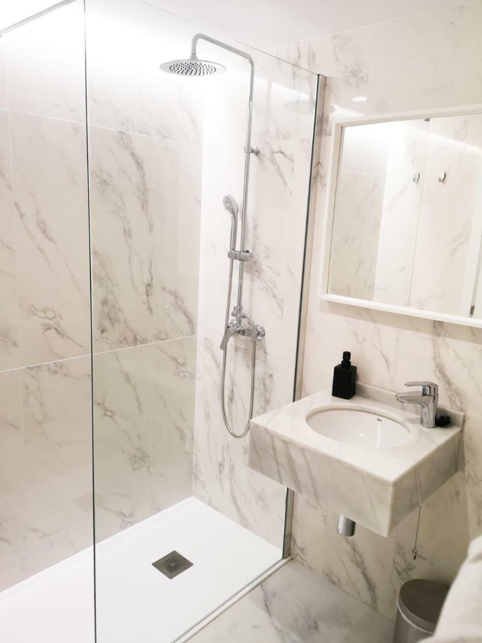 Triana Luxury Apartahotel