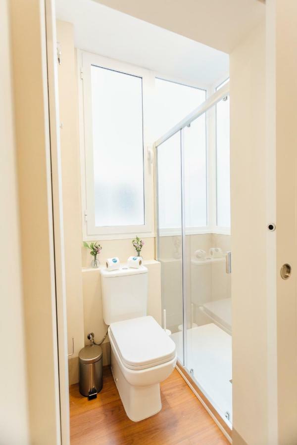 Stylish And Wide- 3bdr 3bth- Remedios *