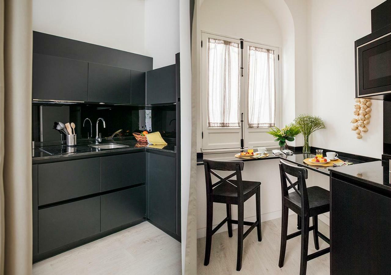 Santa Paula Pool & Luxury Apartment Seville