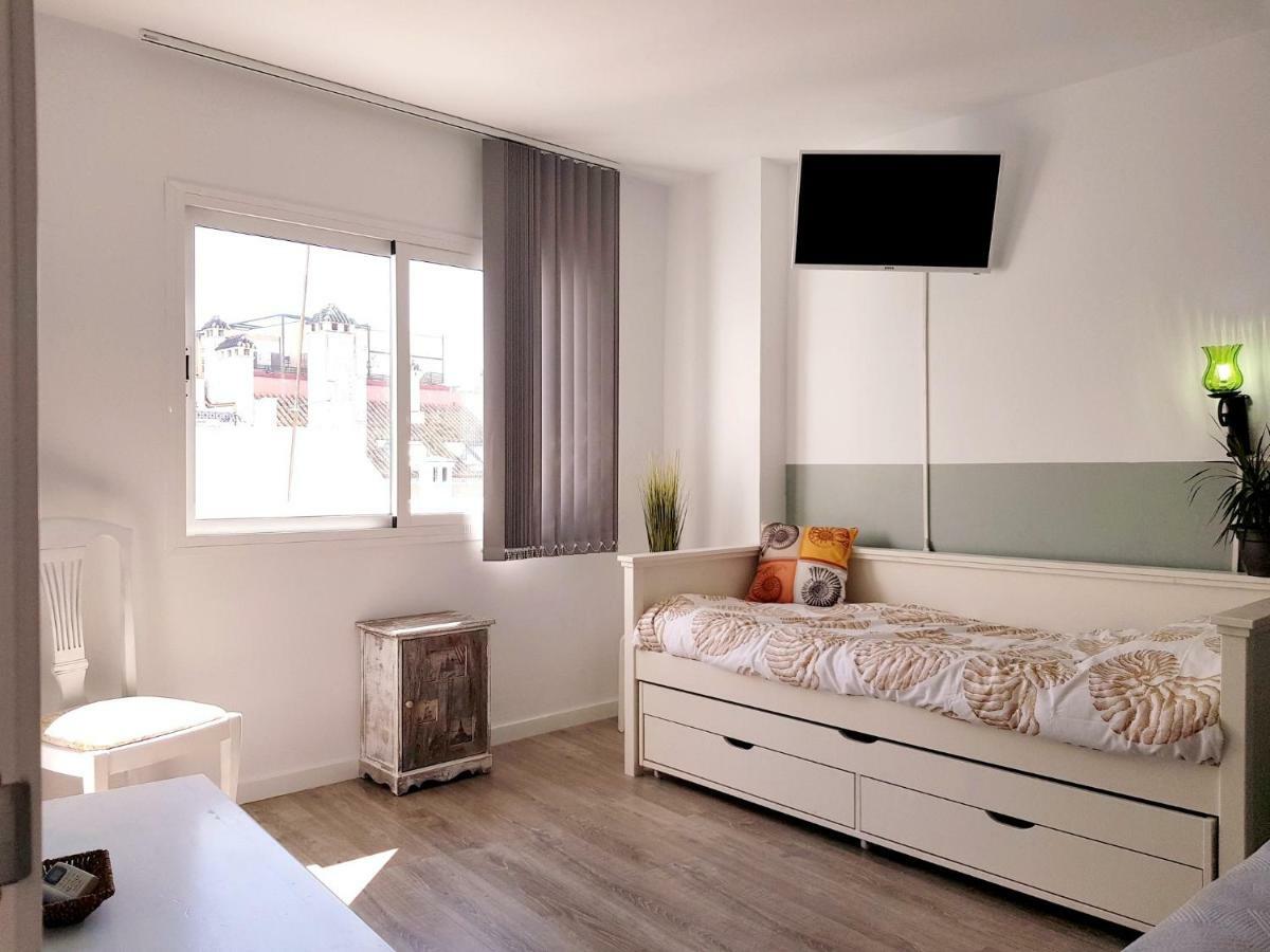 Calle Adolfo Cuellar Apartment Seville