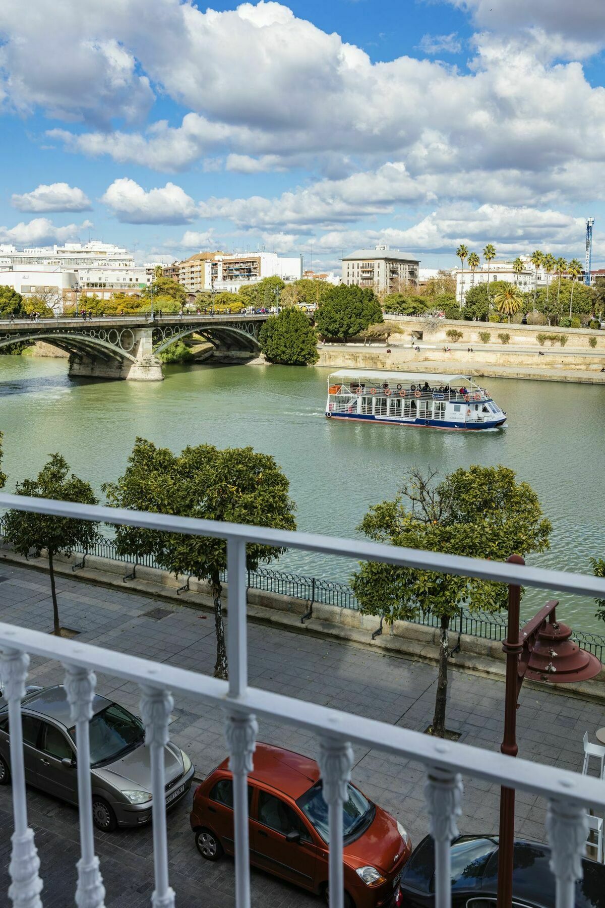 Betis 7 Luxury Boutique Apartment