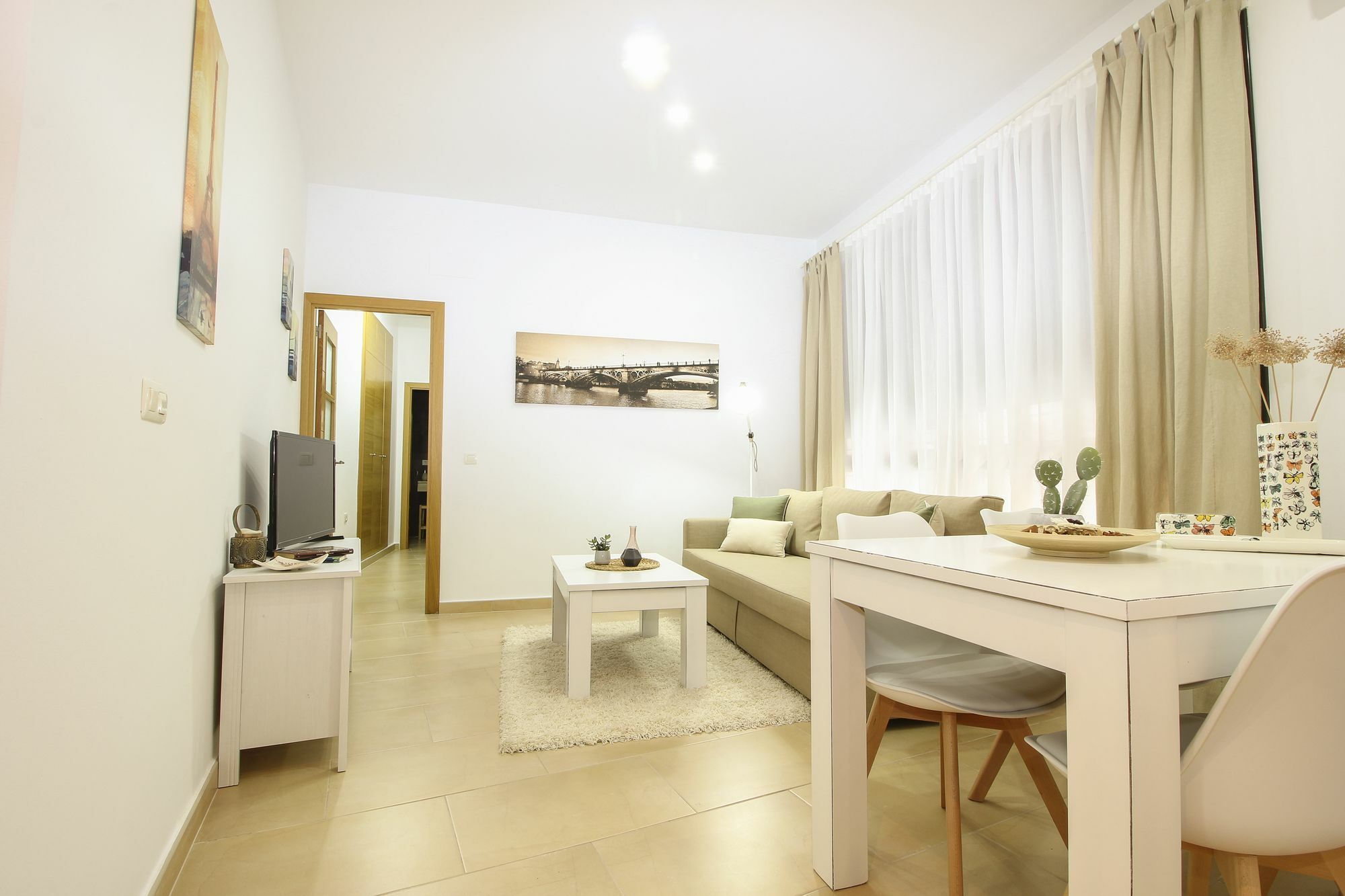 Deluxe San Julian With Parking Apartment *
