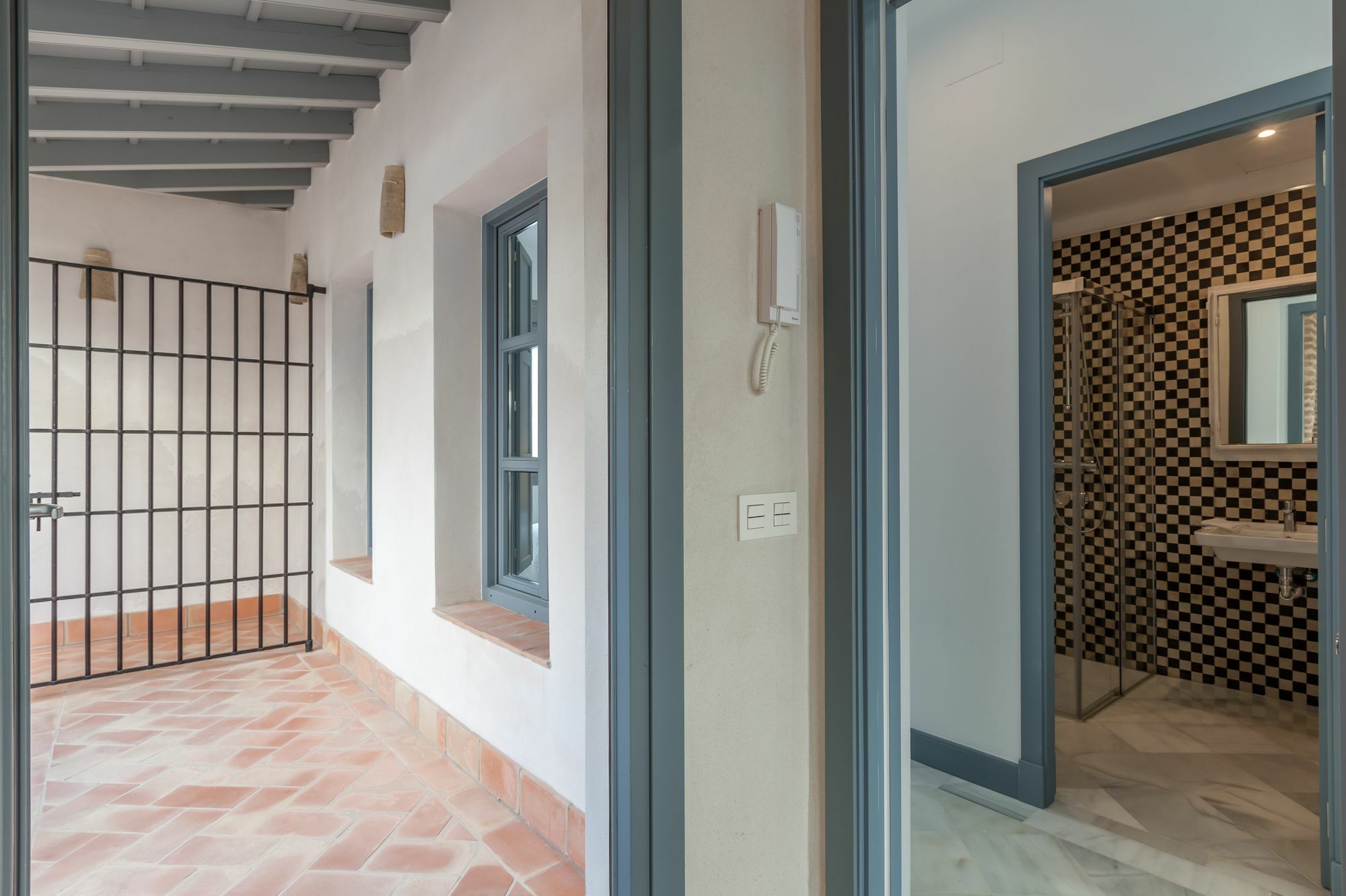 Tintes12 Apartment Seville
