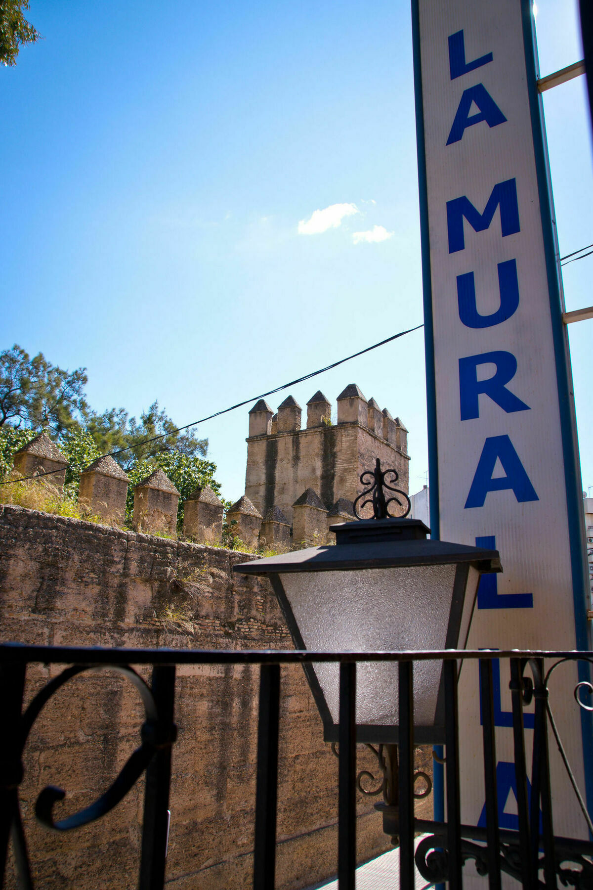 Guest house La Muralla Seville