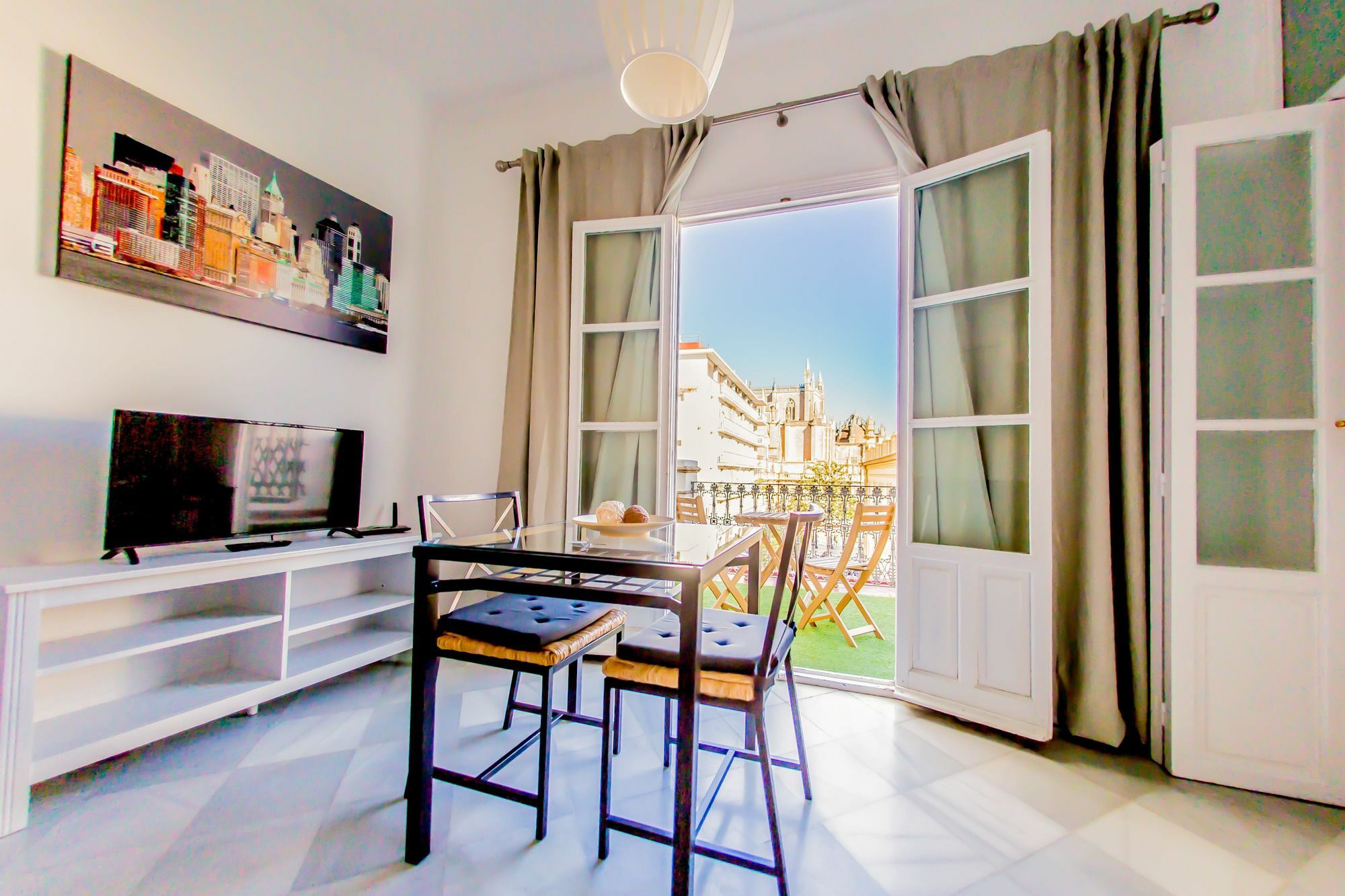 Arco Del Postigo Apartment *
