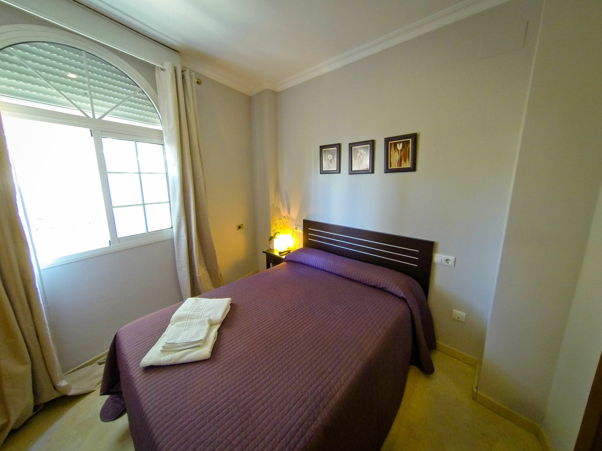 Guest house La Muralla Seville