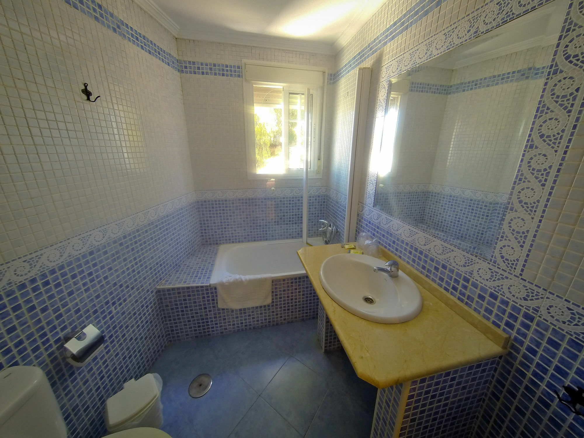 La Muralla Guest house *